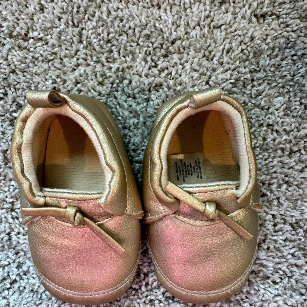 Baby Moccasins slip on shoes Gold Moccasins Metalic slippers size 9-12 months